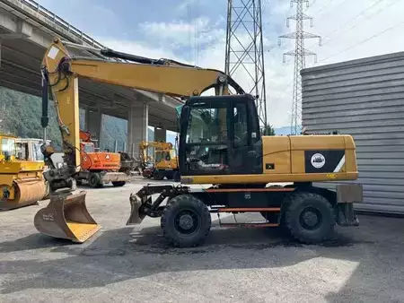Escavadora de rodas 2014 Caterpillar M318D (9)