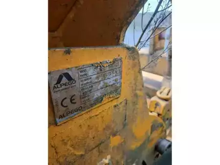 Pelles sur chenilles 2008 JCB JS220LC (24)