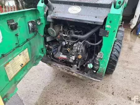 Outro 2015 Bobcat S450 - sans equipements (4)