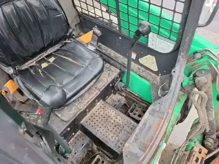 Outro 2015 Bobcat S450 - sans equipements (7)