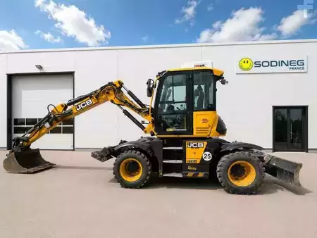 Pelle sur pneus 2021 JCB HYDRADIG 110 WT 4E (1)