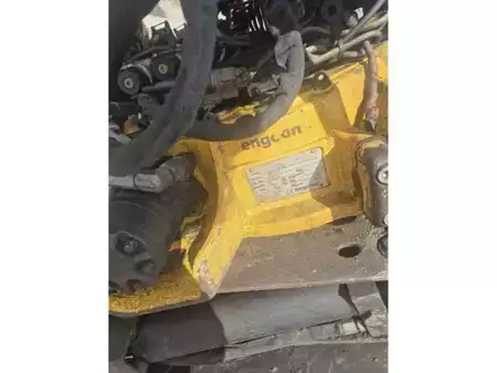 Pelle sur pneus 2021 JCB HYDRADIG 110 WT 4E (7)