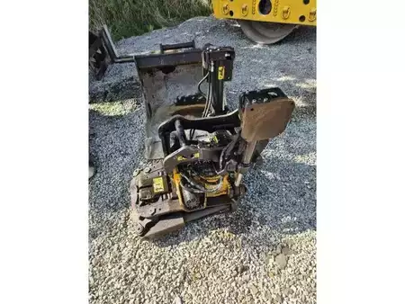 Pelle sur pneus 2021 JCB HYDRADIG 110 WT 4E (9)