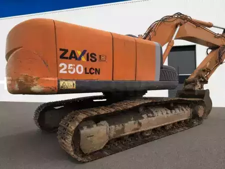Hydraulic Excavators 2008 Hitachi ZX 250 LCN-3 (6)