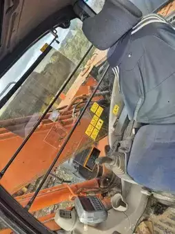 Hydraulic Excavators 2008 Hitachi ZX 250 LCN-3 (9)