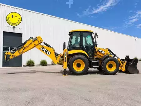 Autres 2024 JCB 4CX PRO (4)