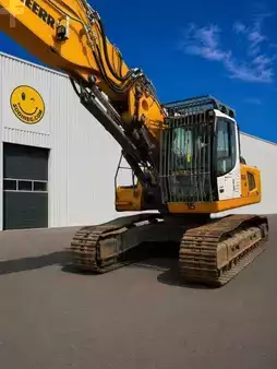 Kettenbagger 2017 Liebherr R926 LC (4)