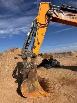 Kettenbagger 2017 Liebherr R926 LC (7)