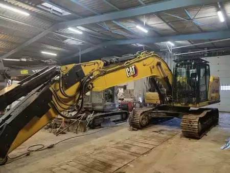 Hydraulic Excavators 2020 Caterpillar 323 (3)