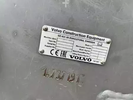 Escavadora de rastos 2023 Volvo ECR88D (18)