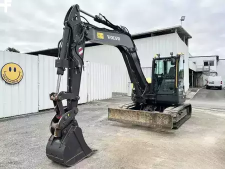 Escavadora de rastos 2023 Volvo ECR88D (2)