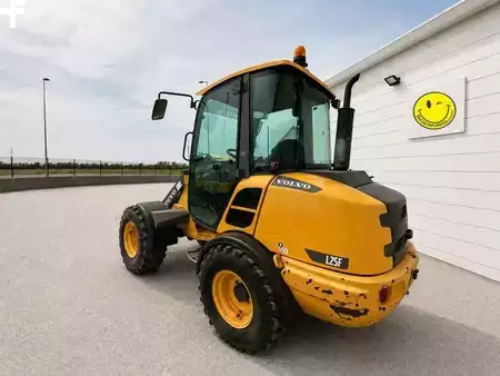 Ostatní 2015 Volvo L25F (3)