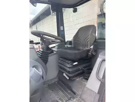 Ostatní 2015 Volvo L25F (5)