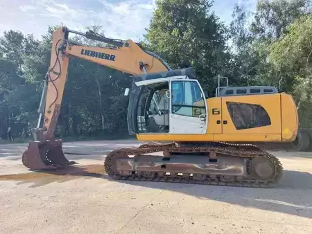 Escavadora de rastos 2016 Liebherr R936 LC (1)