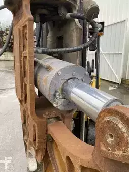 Ostatní 0 [div] Cisaille a beton Pour Pelles de 35 Tonnes (6)