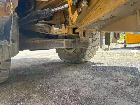 Knikdumpers 2018 Caterpillar 725C2 (24)