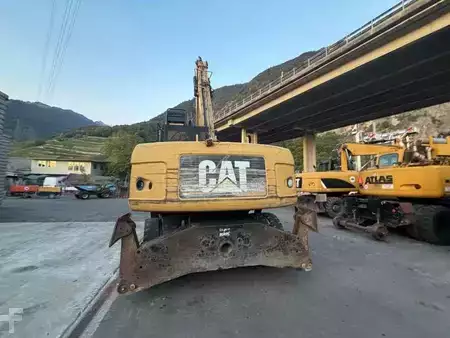 Překládací bagry  2012 Caterpillar M322DMH (24)