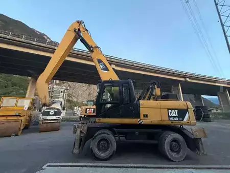Překládací bagry  2012 Caterpillar M322DMH (8)