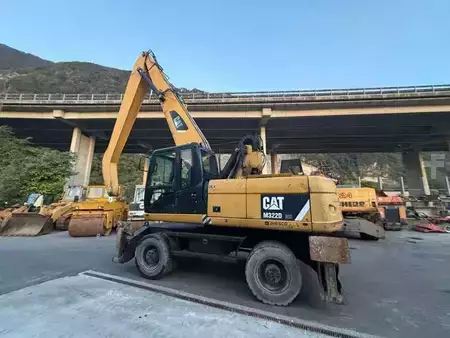 Překládací bagry  2012 Caterpillar M322DMH (9)