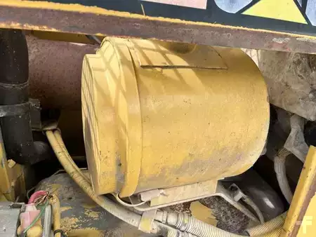 Bulldozere 1998 Caterpillar D6M LGP (34)