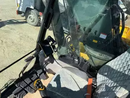 Rupsgraafmachines 2021 Volvo EC220EL EQUIPE 3D (6)