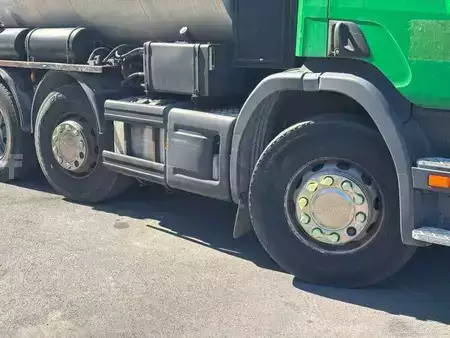 Pozostałe 1999 Scania 124L 6x2 4NB  BOUILLE ACMAR (20)