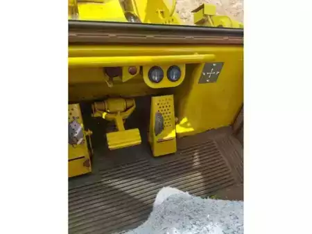 Nakládací pásová vozidla 1987 Caterpillar 963 (7)
