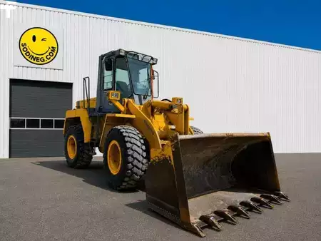 Hjullaster 1990 Komatsu WA 250 (1)