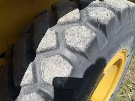 Hjullaster 1990 Komatsu WA 250 (2)