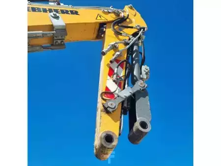 Mobiele graafmachines 2018 Liebherr A 910 COMPACT LITRONIC (19)