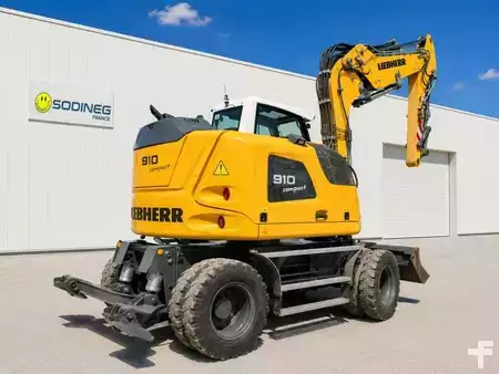 Mobiele graafmachines 2018 Liebherr A 910 COMPACT LITRONIC (4)