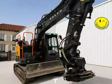 Korečková rýpadla 2025 Volvo ECR145FL + ROTOTILT (2)