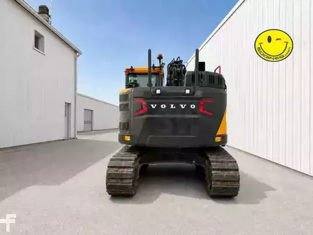 Korečková rýpadla 2025 Volvo ECR145FL + ROTOTILT (4)
