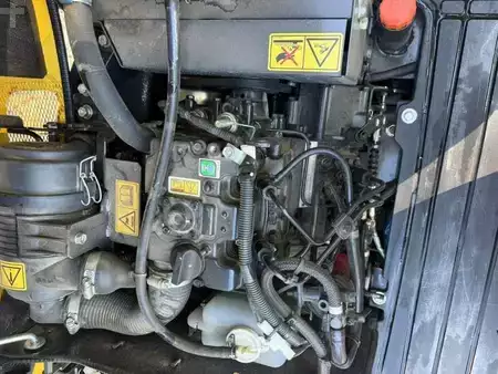 Minigrävare 2022 Yanmar SV08-1C (13)