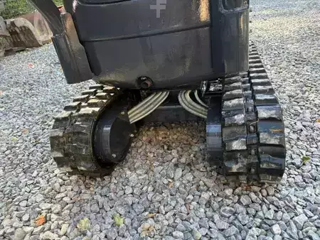 Minigrävare 2022 Yanmar SV08-1C (9)