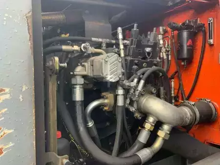 Koparki chwytakowe 2012 Atlas 230MH (7)