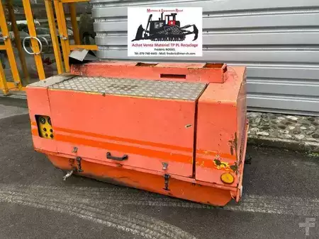 Muut 1995 Atlas Copco XAS55DD (1)