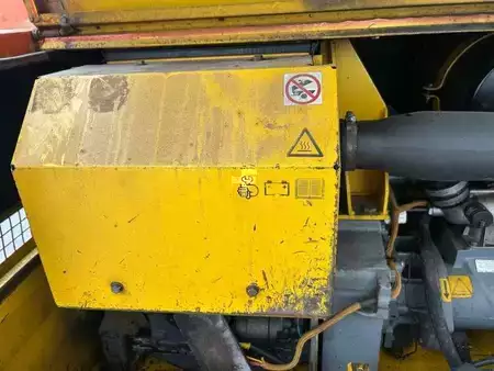 Muut 1995 Atlas Copco XAS55DD (18)