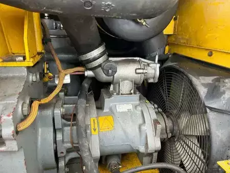 Muut 1995 Atlas Copco XAS55DD (23)