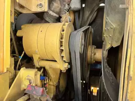 Telaketjukuormaajat 1982 Caterpillar 963 (40)