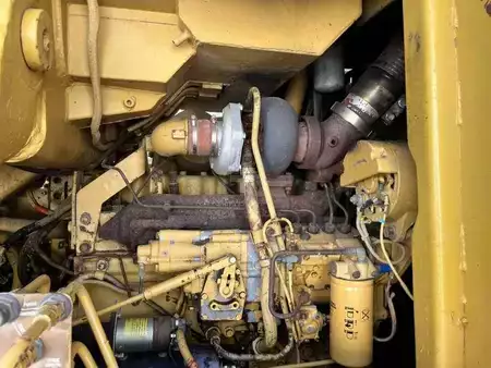 Telaketjukuormaajat 1982 Caterpillar 963 (46)
