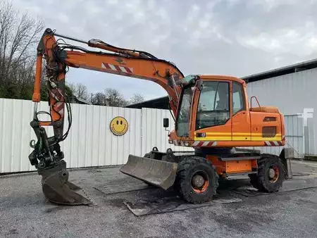 Mobilbagger 2012 Volvo EW140D (1)