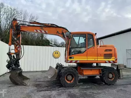 Mobilbagger 2012 Volvo EW140D (3)