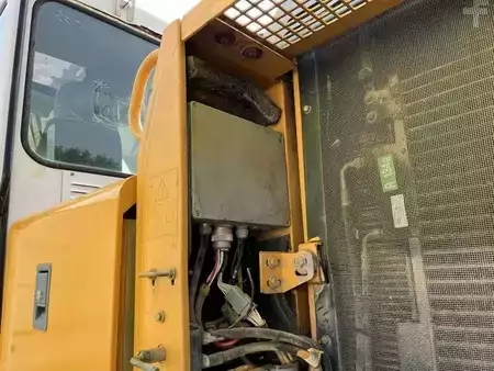 Гідравлічні екскаватори 2000 Liebherr R924HDSL LITRONIC (40)