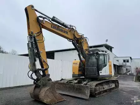 Гідравлічні екскаватори 2018 Liebherr R926 COMPACT (3)
