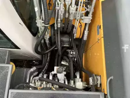 Гідравлічні екскаватори 2018 Liebherr R926 COMPACT (43)