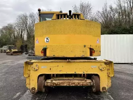 Egyéb 1997 Case 788-PRR (8)
