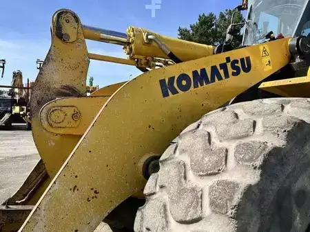 Chargeuse sur pneus 2010 Komatsu WA480-6 (13)