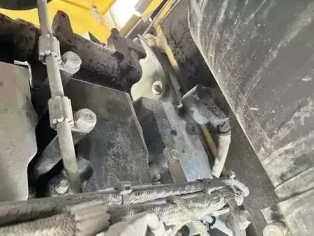 Chargeuse sur pneus 2010 Komatsu WA480-6 (32)