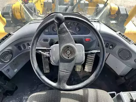 Chargeuse sur pneus 2010 Komatsu WA480-6 (48)